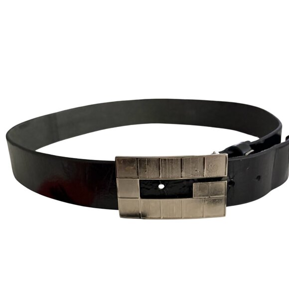 GUESS Vintage Y2K Black Pleather Belt with Silver G Buckle 30" Unisex🖤 ✨ - Picture 3 of 6